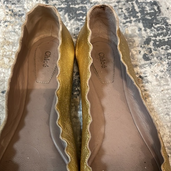 Chloe Lauren Scalloped Ballet Flats Gold - Picture 2 of 7